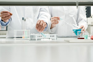 A*STAR and University of Oxford researchers used a transition metal catalyst to trigger the synthesis of naturally-occurring molecules that show promise as therapeutic drugs.